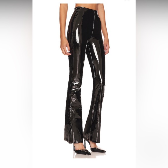 BRAND NEW WITH TAGS Faux Patent Flared Legging in Black
Commando. - Picture 2 of 2